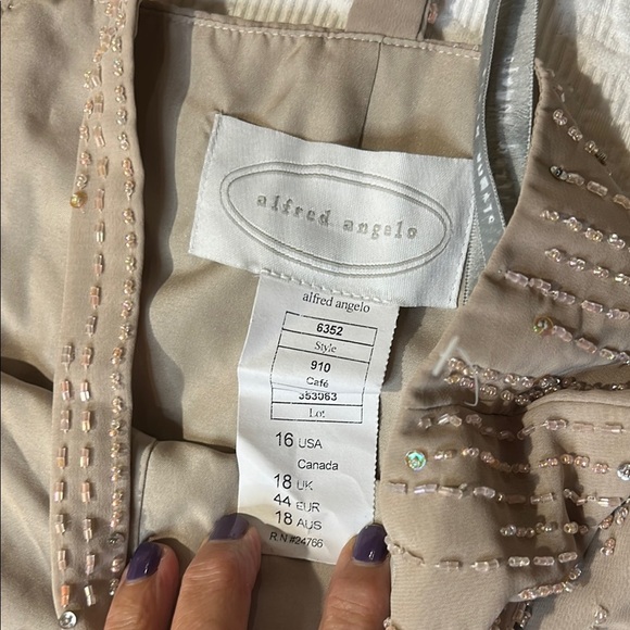 Alfred Angelo High/low sequin skirt and 2 top set. 16/18. NWT - Picture 11 of 15